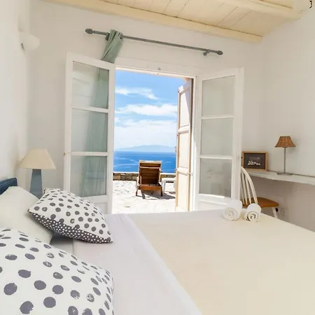 بيت للعطل Cycladic Boungainvillea