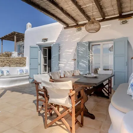 Cycladic Boungainvillea بيت للعطل *