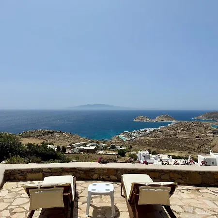 Cycladic Boungainvillea كالافاتيس